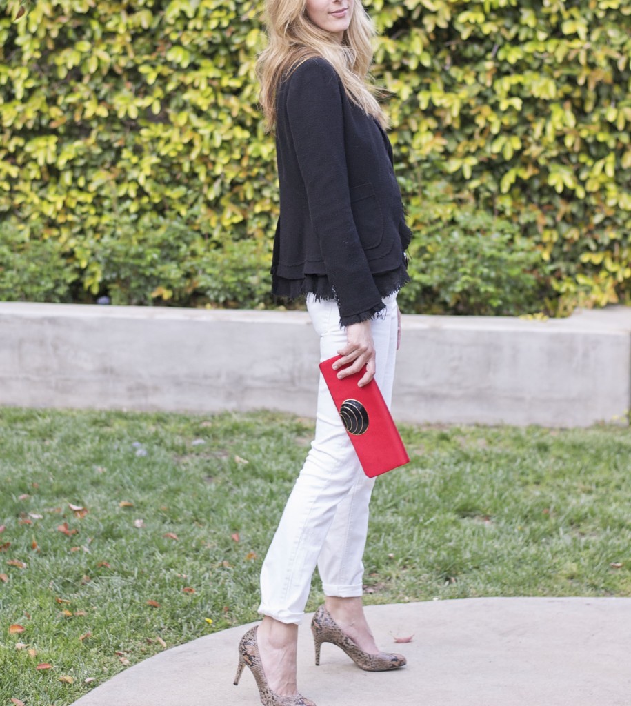 Outfit recipe-white jeans, black blazer