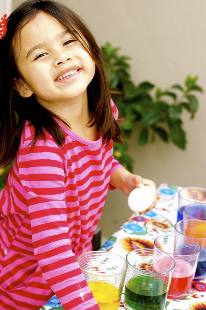 Elle making eggs